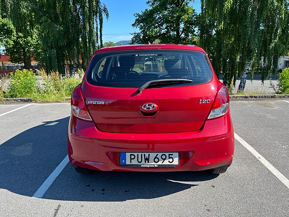 Hyundai i20 4 of 5