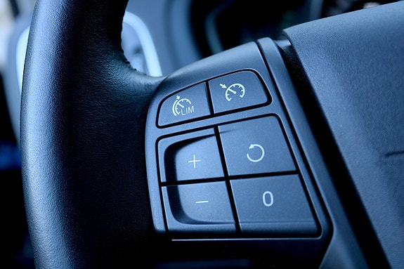 Volvo V40 21 of 24