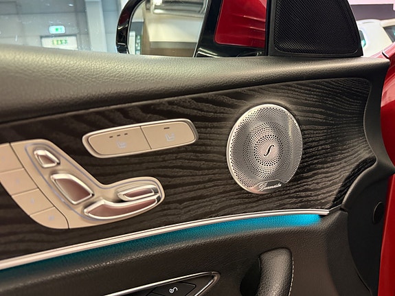 Mercedes-Benz E220 21 of 29