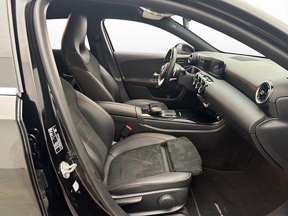 Mercedes-Benz A180 13 of 25