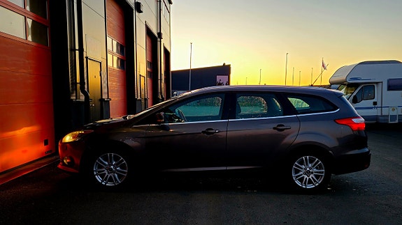 Ford Focus 10 of 16