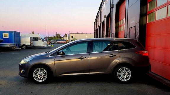 Ford Focus 5 of 16