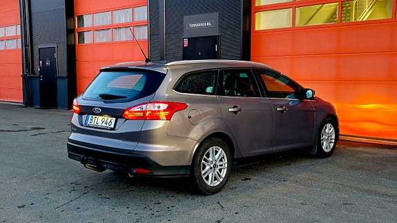 Ford Focus 7 of 16