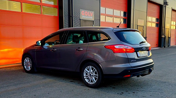Ford Focus 8 of 16
