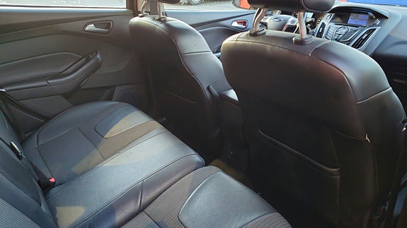 Ford Focus 14 of 16