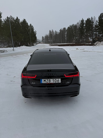 Audi A6 4 of 5