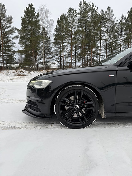 Audi A6 2 of 5