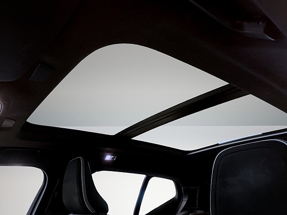 Volvo XC40 7 of 20
