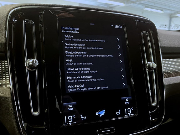 Volvo XC40 12 of 20