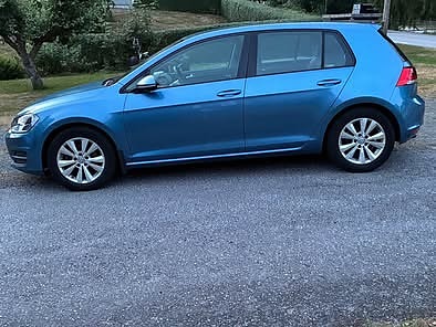 Volkswagen Golf VII 2 of 4