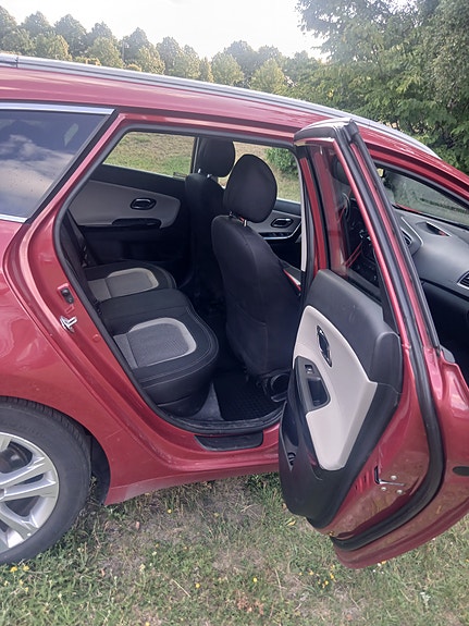 Kia Ceed 4 of 4