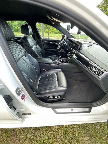 BMW 530i 6 of 16