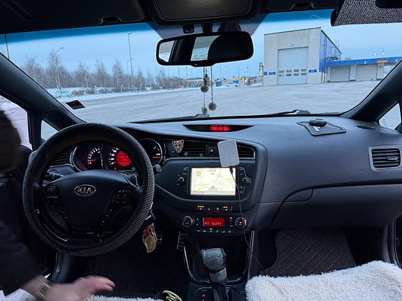 Kia Ceed 7 of 10