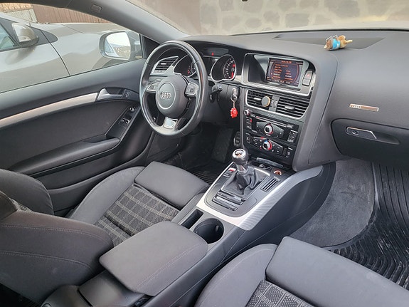Audi A5 6 of 8