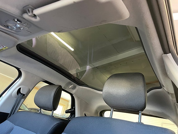 Citroen C4 Cactus 17 of 24