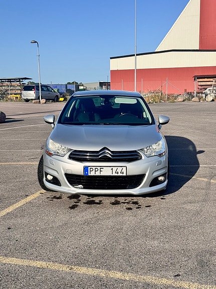 Citroen C4 2 of 4