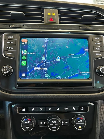 Volkswagen Tiguan 21 of 26
