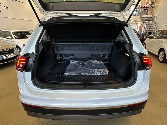 Volkswagen Tiguan 7 of 26