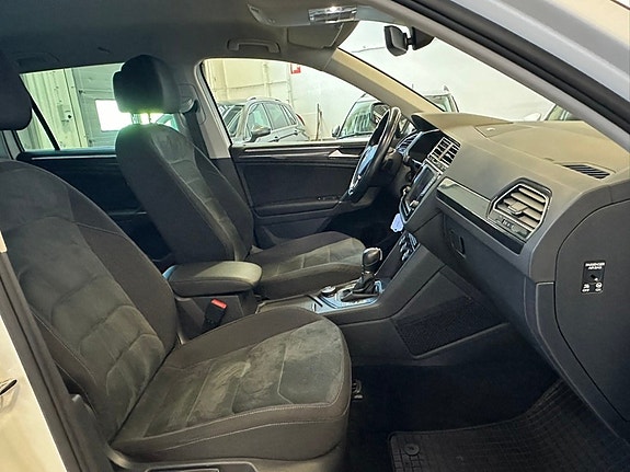 Volkswagen Tiguan 9 of 26