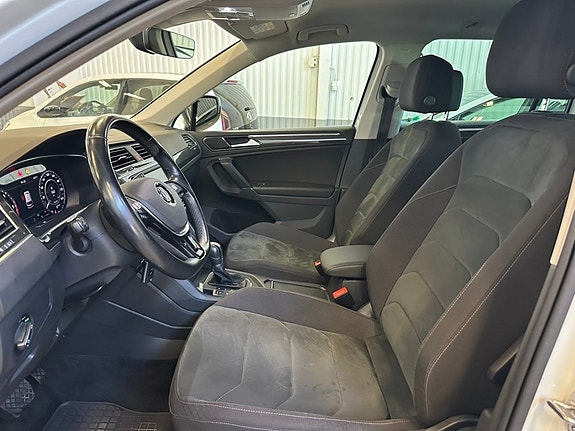 Volkswagen Tiguan 23 of 26