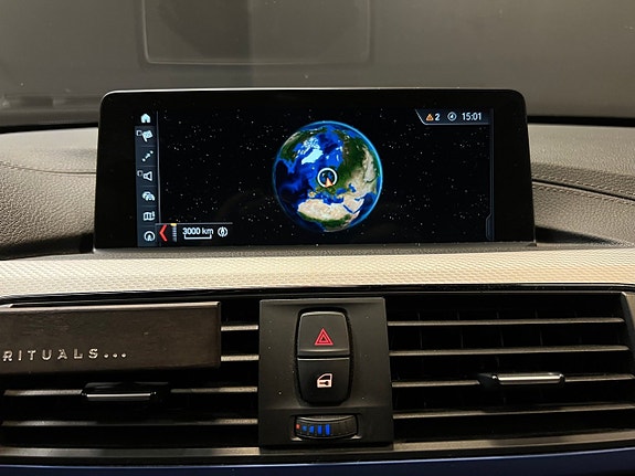BMW 330e 27 of 27