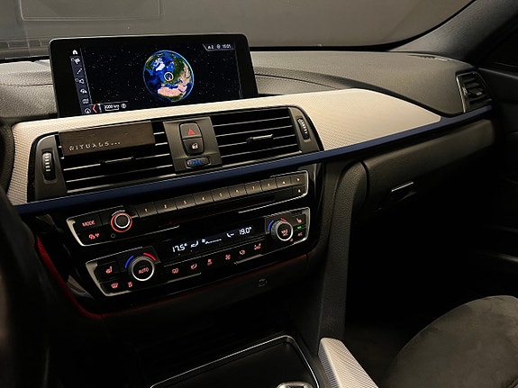 BMW 330e 22 of 27
