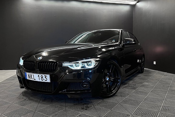 BMW 330e 3 of 27