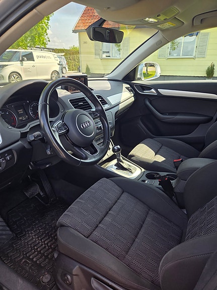 Audi Q3 4 of 4