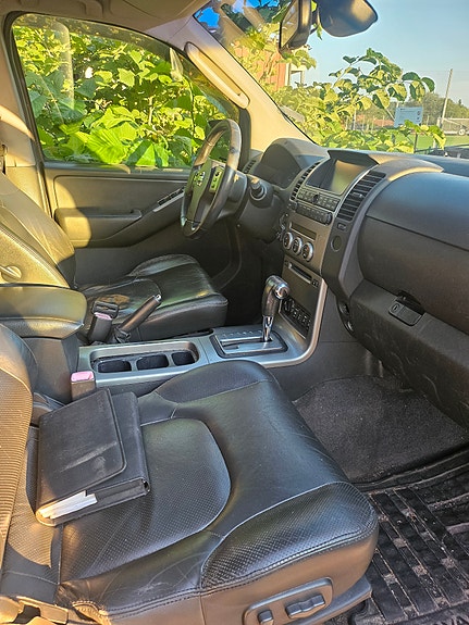 Nissan Navara 3 of 4