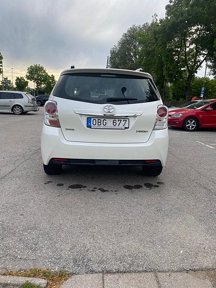 Toyota Verso 10 of 10