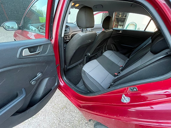 Hyundai i20 7 of 11