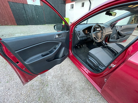 Hyundai i20 5 of 5