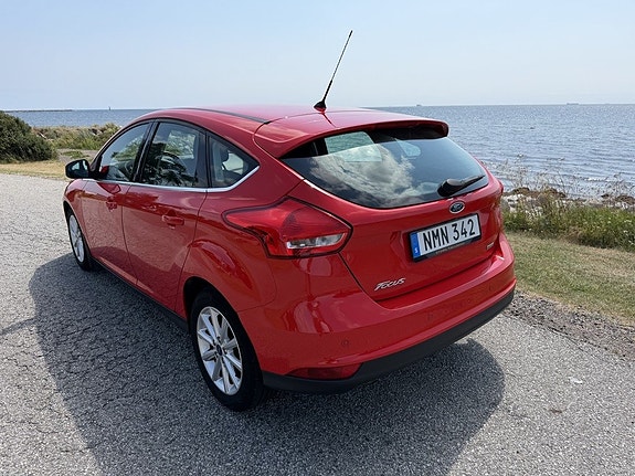 Ford Focus 3 of 5