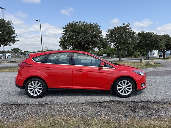 Ford Focus 5 of 5