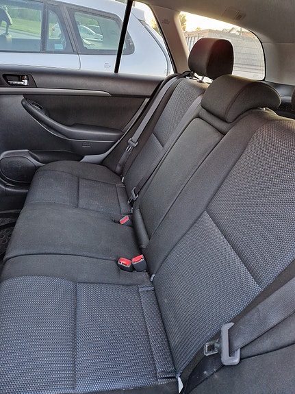 Toyota Avensis 8 of 8