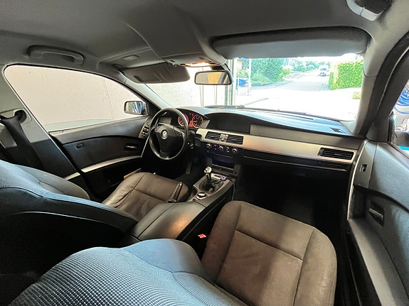 BMW 525i 8 of 10