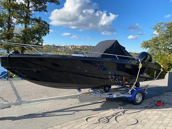 Oceanmaster 605s svart 2022 med låga timmar 6 of 6