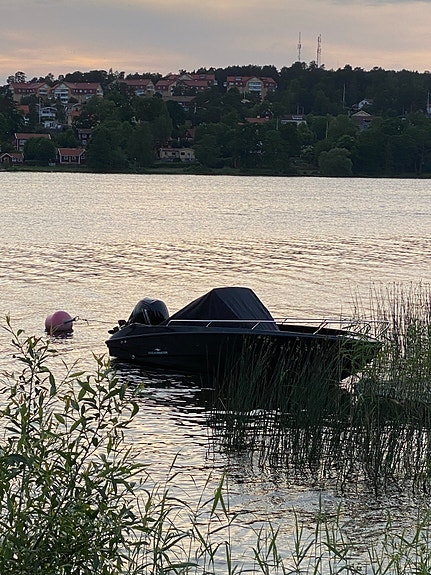 Oceanmaster 605s svart 2022 med låga timmar 3 of 6