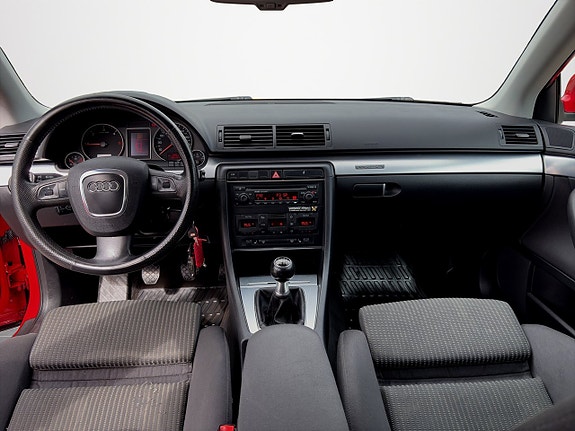 Audi A4 13 of 16