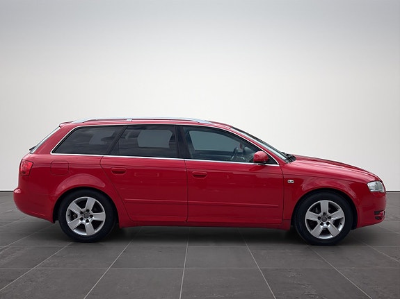 Audi A4 5 of 16