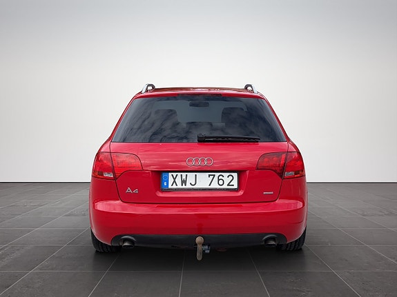 Audi A4 8 of 16