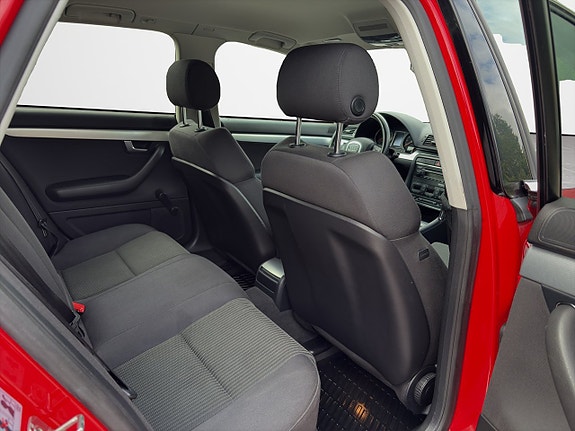 Audi A4 15 of 16