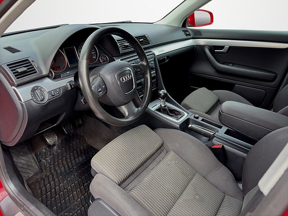 Audi A4 9 of 16