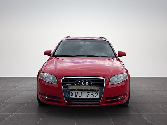 Audi A4 7 of 16