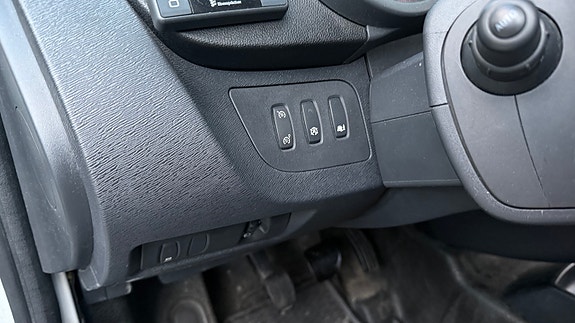 Renault Kangoo Express 10 of 16