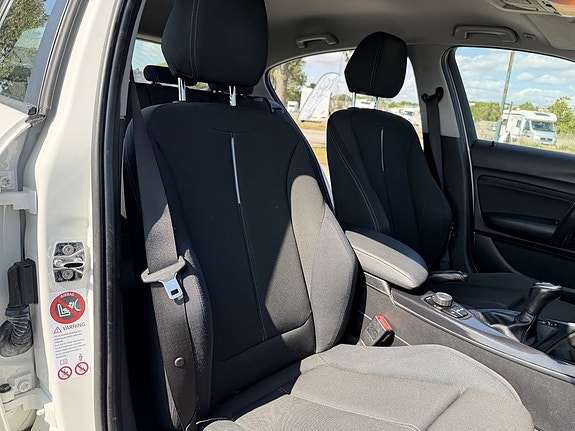 BMW 116i 11 of 15