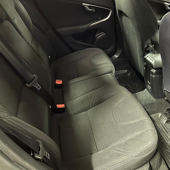 Volvo V40 Cross Country 15 of 15
