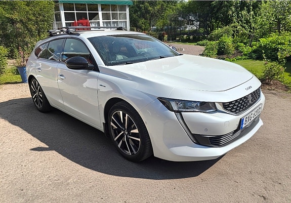 Peugeot 508 2 of 5