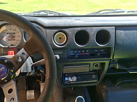 Suzuki Samurai 4 of 16