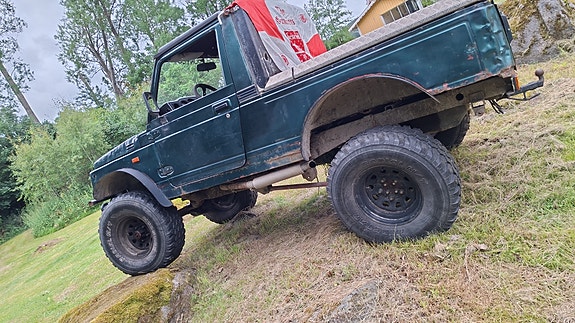 Suzuki Samurai 6 of 16